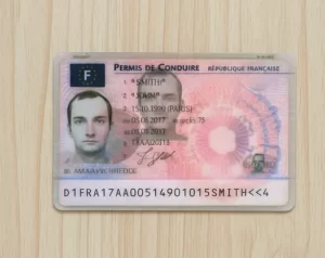 Neu Französischen Führerschein online kaufen - Fuhrerscheinn.com